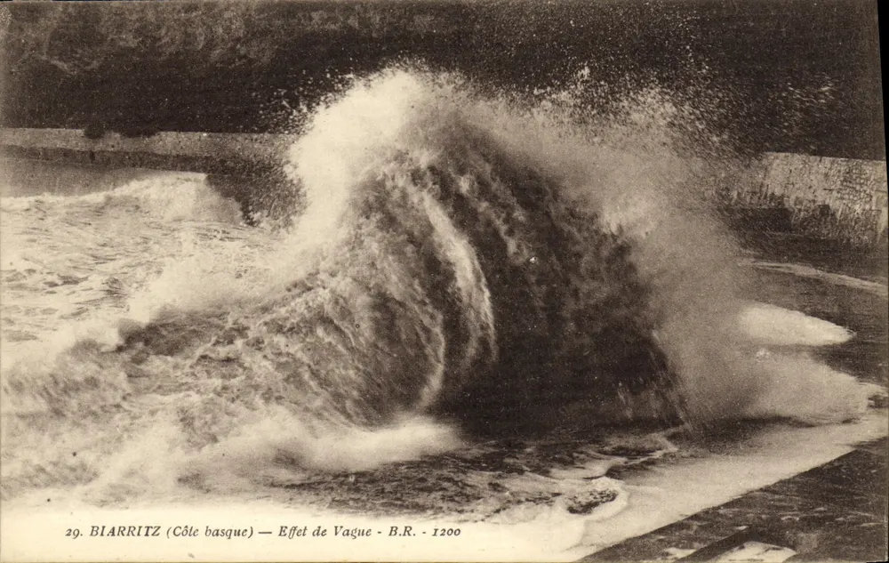 Biarritz (Côte basque) — Efeito de Onda — B.R. - 1200 - Frente
