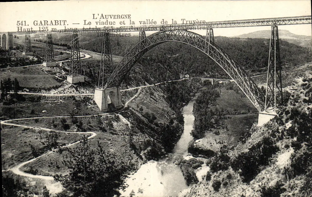 Garabit — Der Viadukt und das Tal der Truyère — Auvergne - Vorderseite