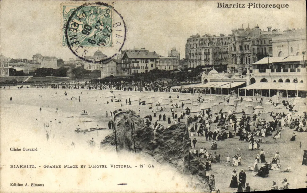 Biarritz - Grande Place und das Hotel Victoria — Édition A. Simons, N° 64 - Vorderseite