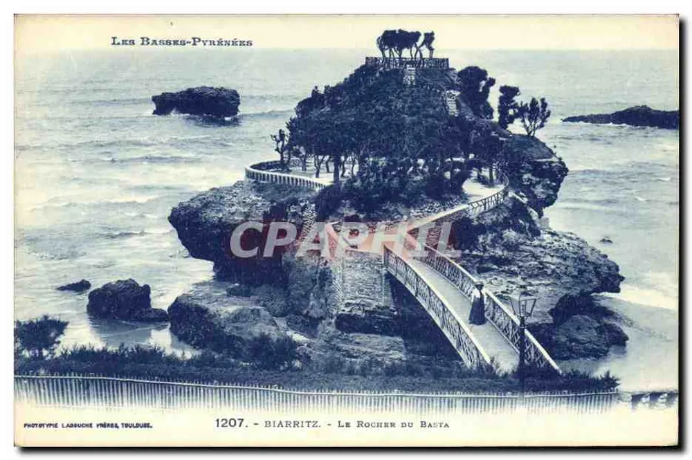 Biarritz - O Rocher du Basta — As Baixas-Pirineus, editor Phototype Labeuche Frères, Toulouse, n° 1207 - Frente