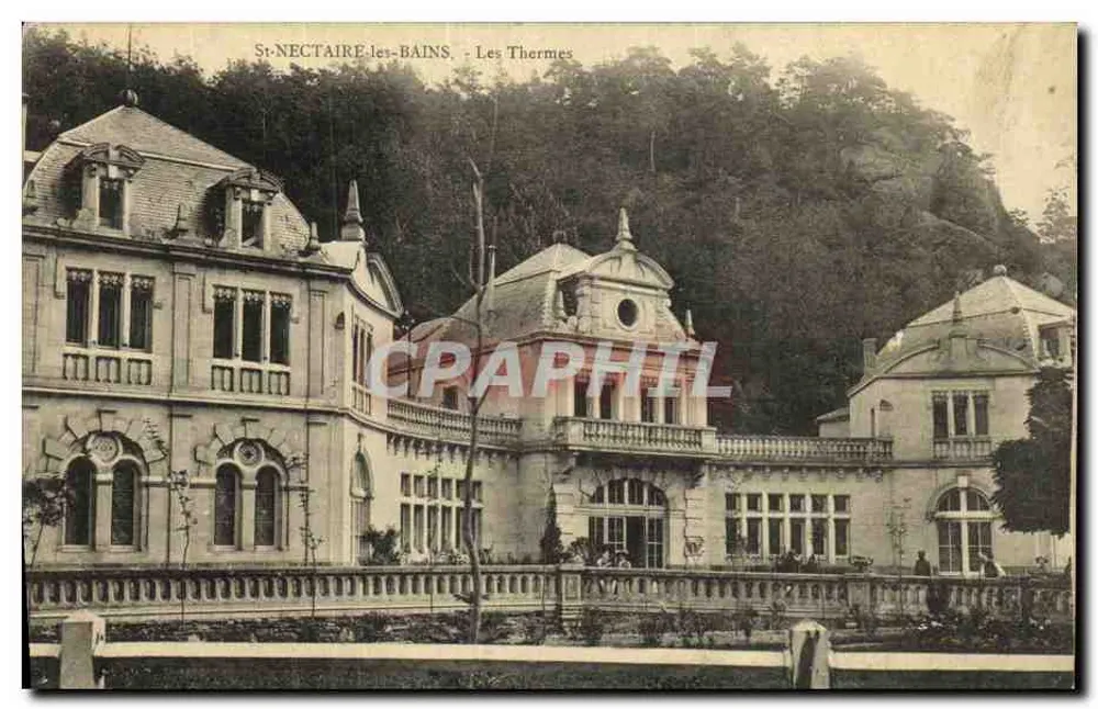 St-Nectaire-les-Bains — Os Termas - Frente