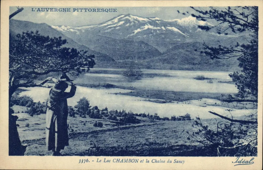 L’Auvergne pittoresca — El Lago Chambon y la Cadena del Sancy — Ideal, n° 3376 - Anverso