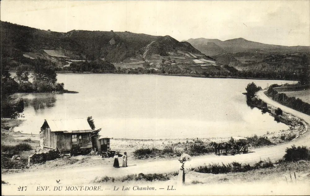 Env. du Mont-Dore — Le Lac Chambon — LL. - Frente