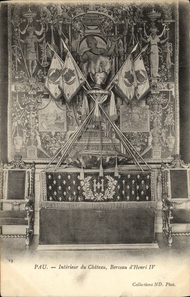 Pau — Innenansicht des Schlosses, Wiege von Henri IV — Collections ND. Phot. - Vorderseite