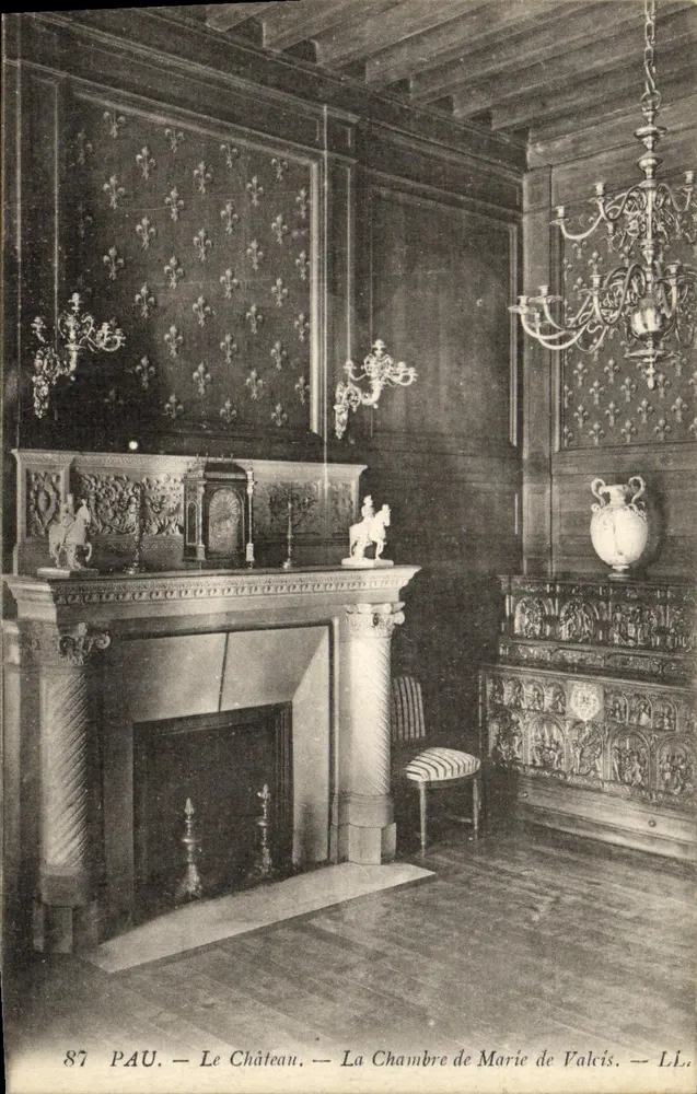 Pau — Das Schloss — Das Zimmer von Marie de Valois — LL. — n°87 - Vorderseite