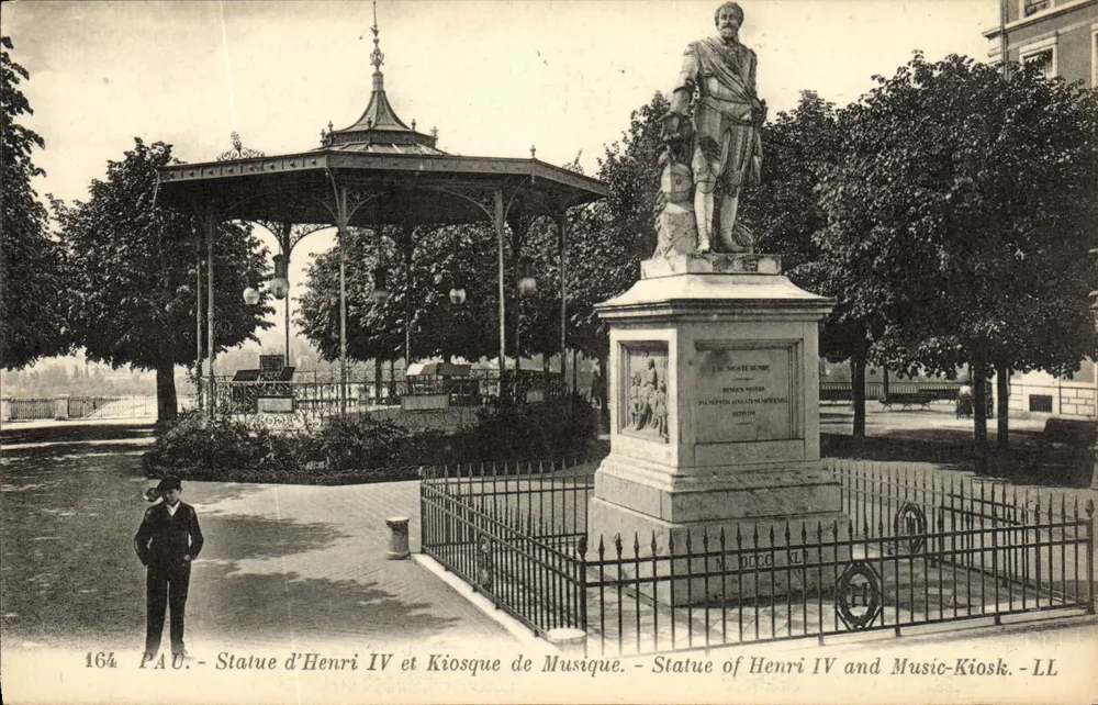 Pau - Statue von Henri IV und Musikkiosk - LL - Vorderseite