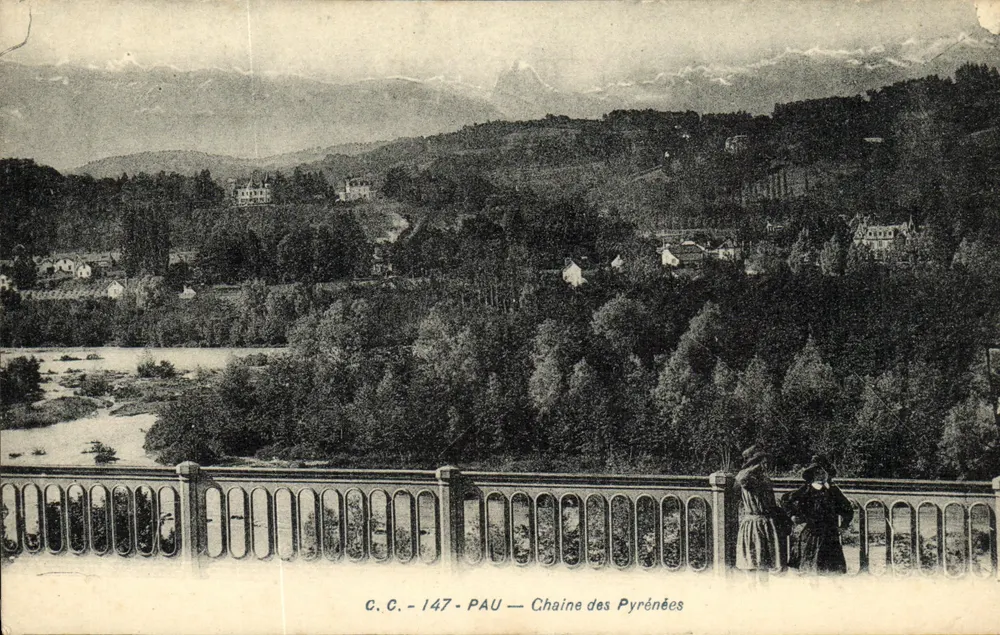 Cadeia dos Pirineus — vista panorâmica — C.C. 147 - PAU - Frente