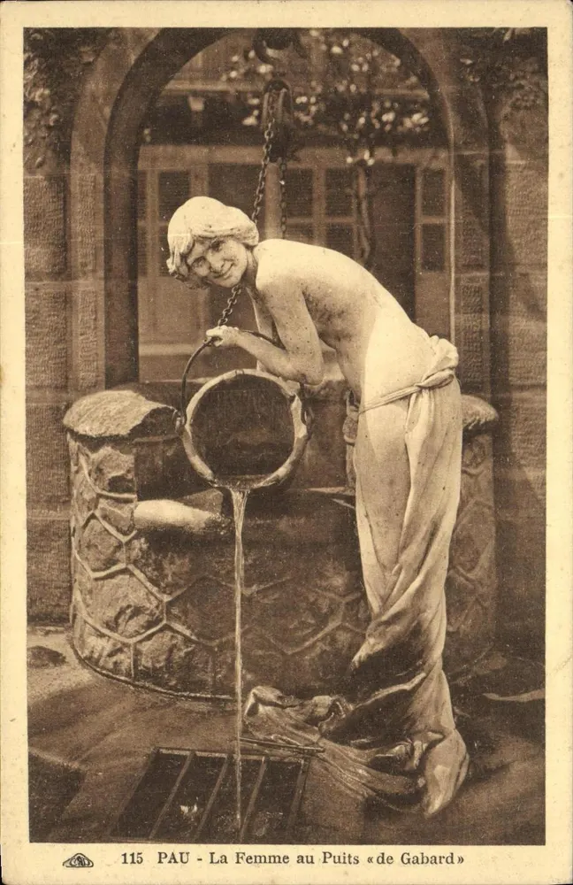 PAU - Frau am Brunnen «de Gabard» — Verlag Château Henri IV, n° 115 - Vorderseite