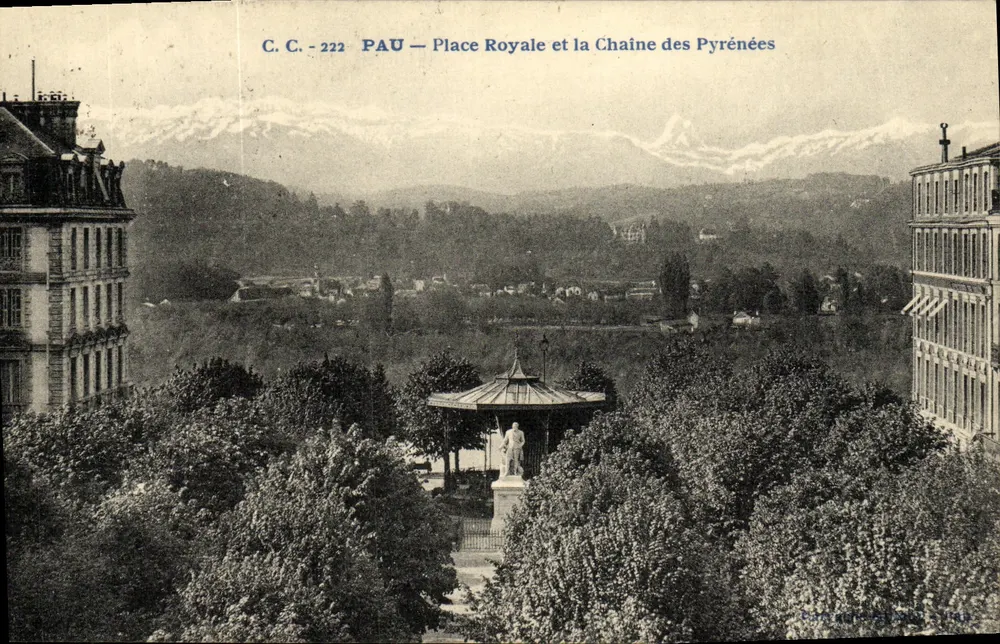 Pau — Place Royale und die Pyrenäen-Kette — C.C. n°222 - Vorderseite