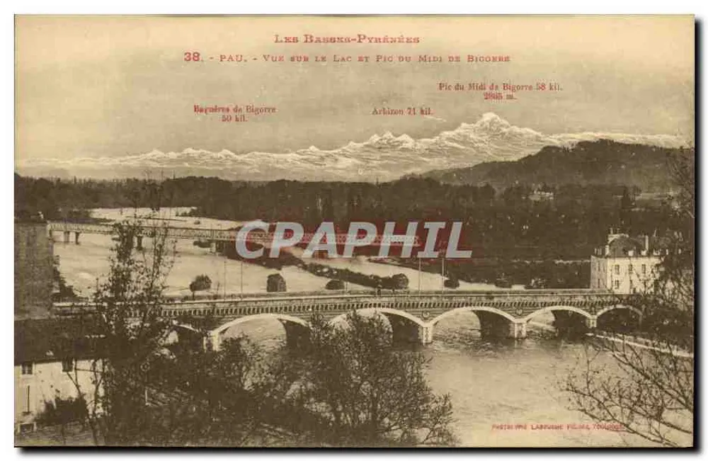 Pau - Ansicht des Sees und des Pic du Midi de Bigorre — Foto. Laroque P. & Cie, Toulouse - Vorderseite