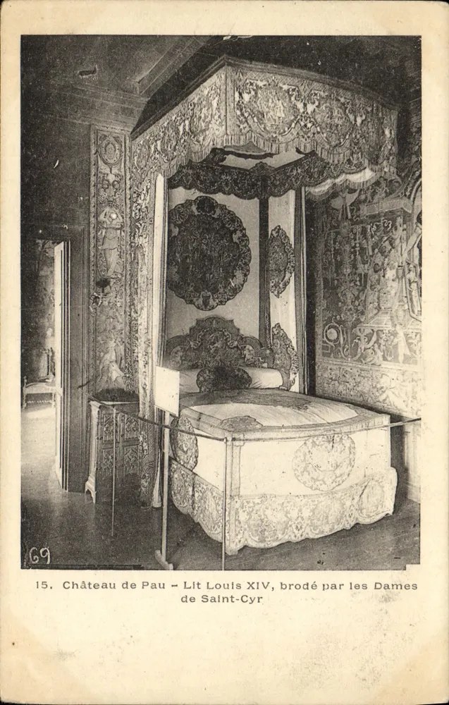 Schloss Pau — Louis XIV-Bett, gestickt von den Damen de Saint-Cyr — Verlag G.9 - Vorderseite