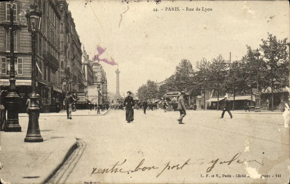 Paris - Rue de Lyon — vue de la place de la Bastille avec la Tour de l'Horloge, éditeur L. F. et V., Paris, n° 141 - Frente