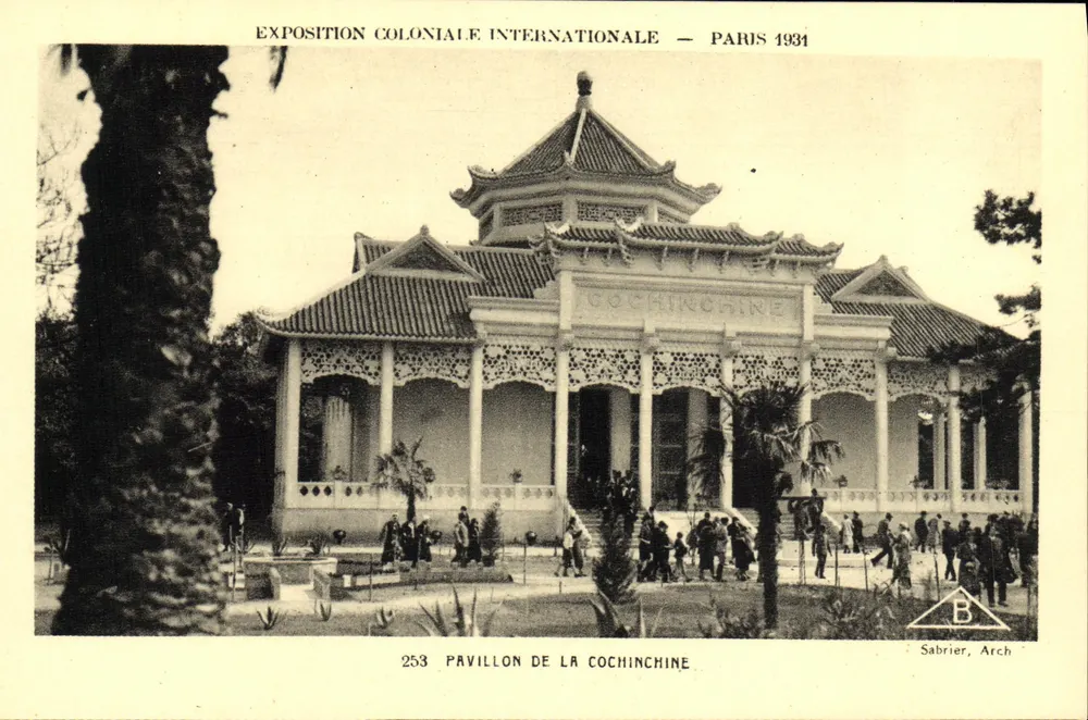 Pavillon der Cochinchine — Internationale Kolonialausstellung — Paris 1931 — Sabrier, Arch - Vorderseite