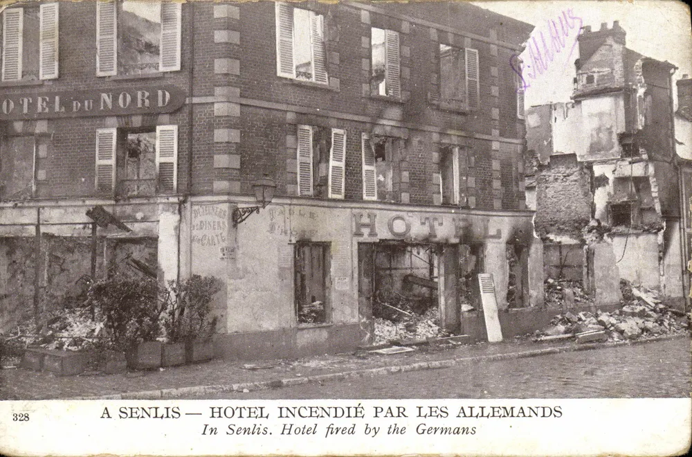Senlis — Hotel du Nord in Flammen — anonymer Verlag, Nr. 328 - Vorderseite