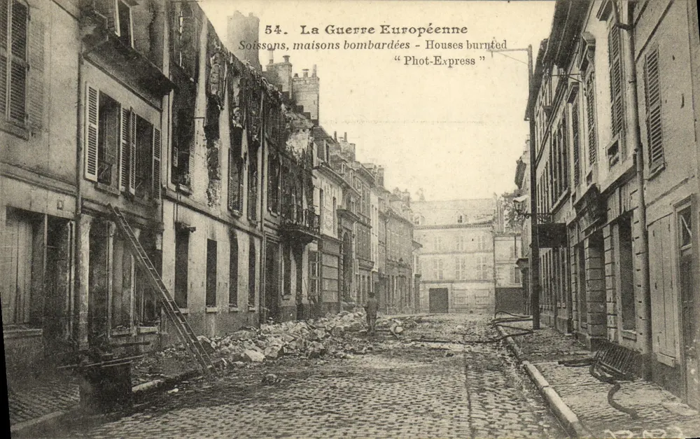 Soissons — Casas bombardeadas durante a Guerra Europeia — Phot-Express - Frente