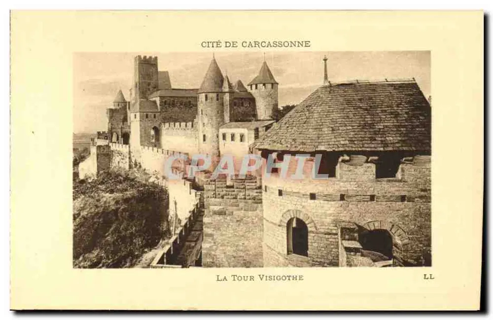 Cité de Carcassonne — A Torre Visigoda — LL - Frente