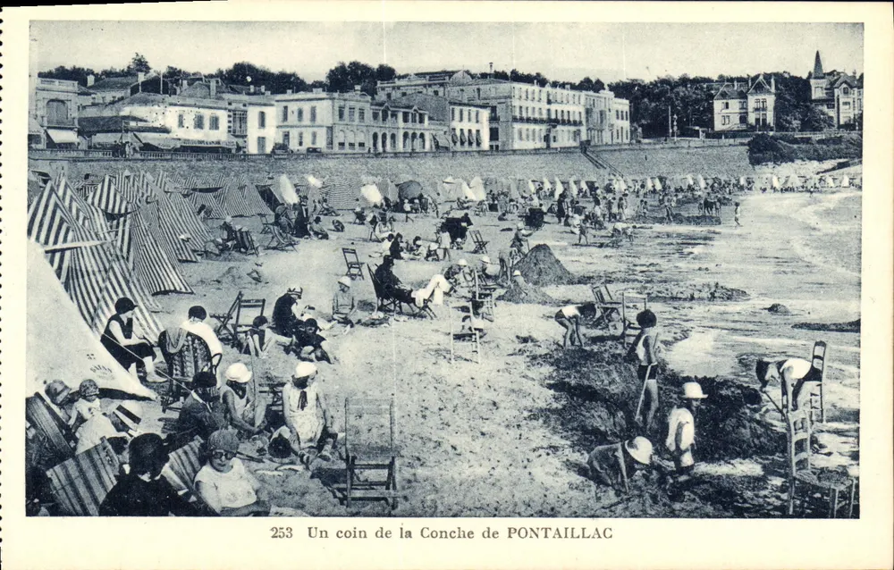 Een hoek van de Conche de Pontaillac — uitzicht op een levendige strand — Uitgave van de Nieuwe Galerijen, Royan, n°253 - Voorkant