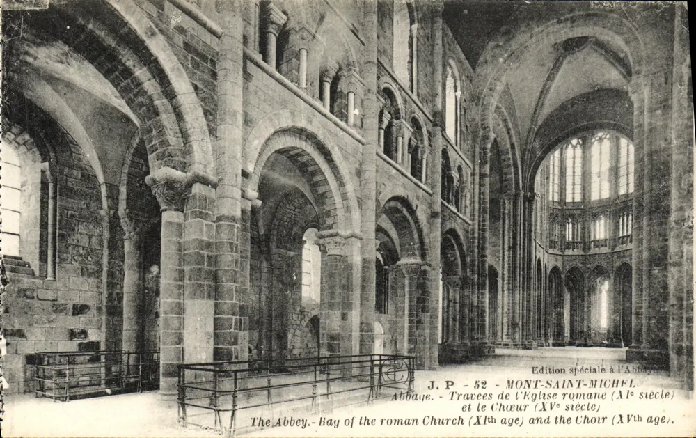 Mont-Saint-Michel — Travees der romanischen Kirche (11. Jahrhundert) und der Chor (15. Jahrhundert) — J.P. - 52 - Vorderseite