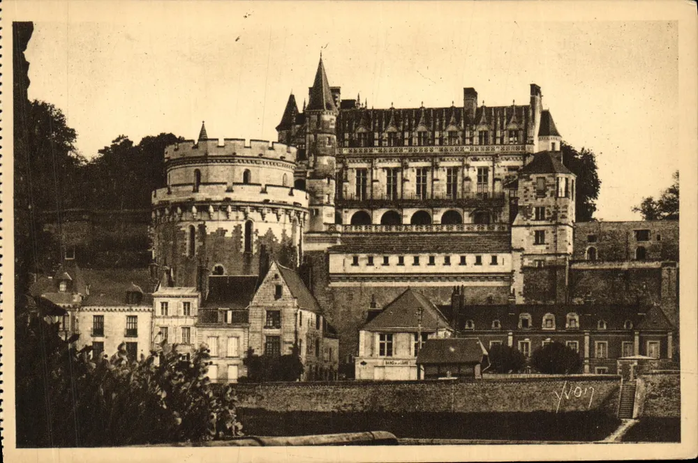 Castelo de Amboise — Vista geral — Edição de Arte YVON, Paris - Frente