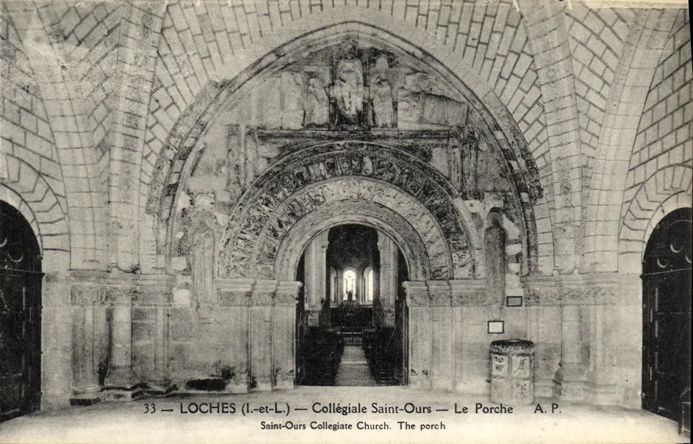 Loches (Loire-et-Loire) — Kollegiatkirche Saint-Ours — Der Portalbereich - Vorderseite