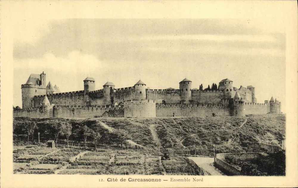 Cidade de Carcassonne — Conjunto Norte — Editor não identificado, n° 12 - Frente