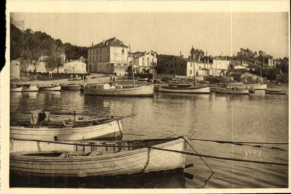 Porquerolles — Panorama vom Kai — Les Éditions d'Art YVON, Paris - Vorderseite