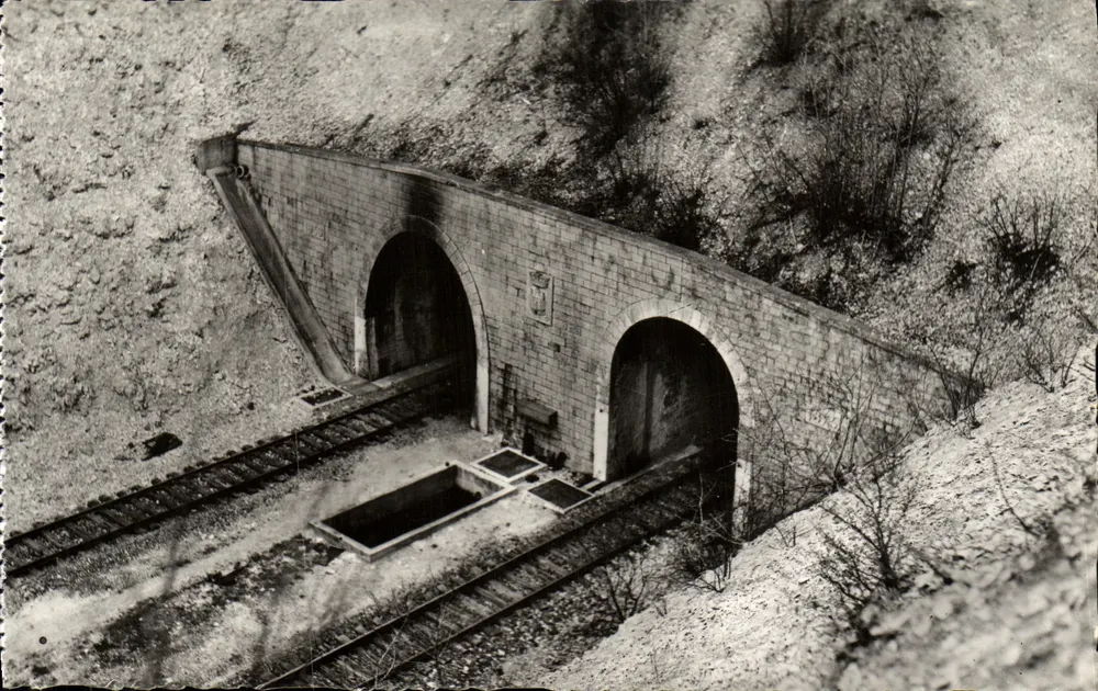 Tunnel von Tavannes — Südlicher Ausgang gegenüber Verdun — Edition des Fort Vaux - Vorderseite
