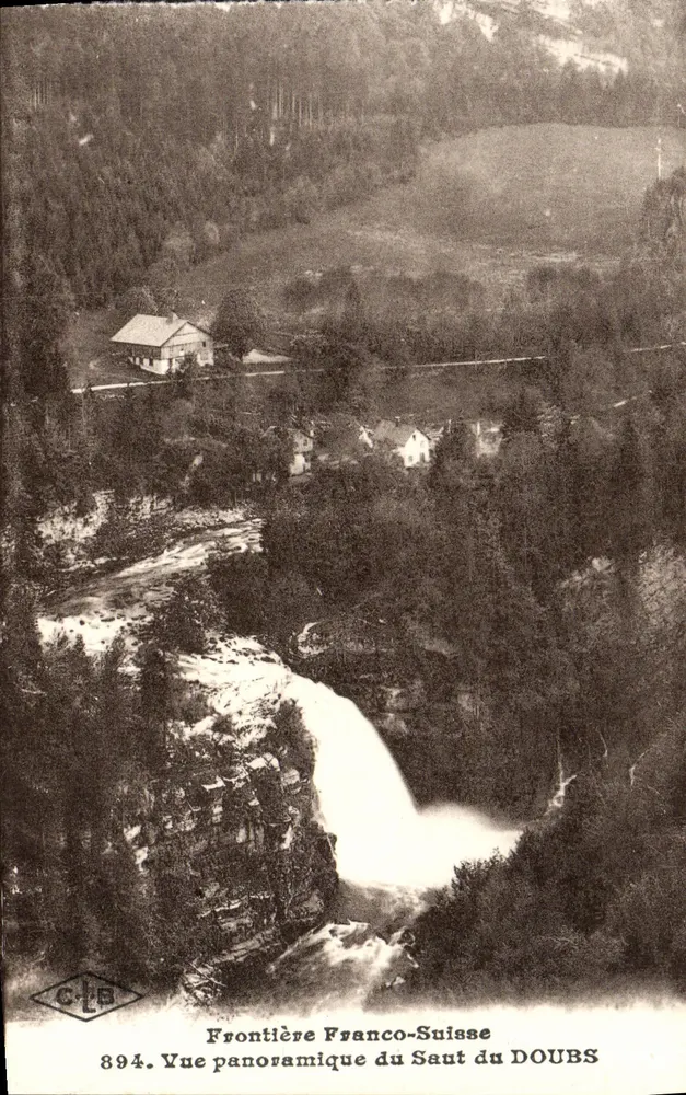 Französisch-schweizerische Grenze — Panoramablick auf den Doubs-Sturz — CLE, Nr. 894 - Vorderseite