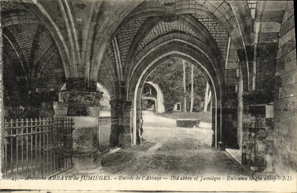 Alte Abtei von Jumièges — Eingang zur Abtei — Verleger Lévy et Neurin, Paris - Vorderseite