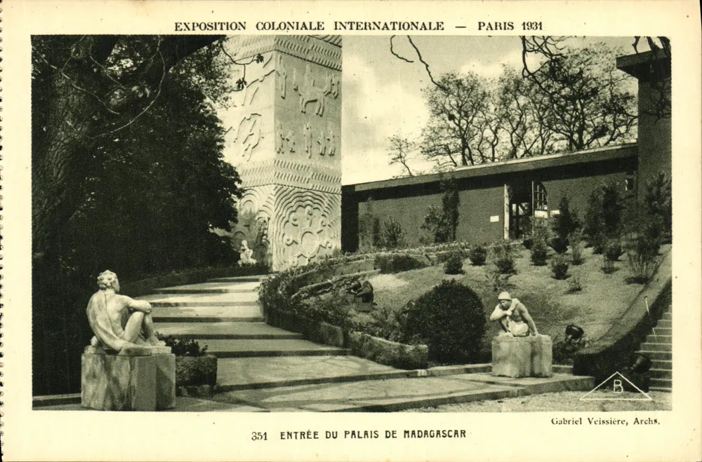 Eingang zum Palast von Madagaskar — Internationale Kolonialausstellung — Paris 1931 — Gabriel Veissière, Arch. - Vorderseite