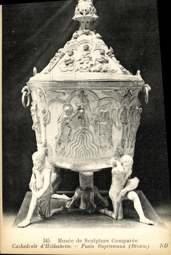 Baptismal Fonts (Bronze) — Kathedrale von Hildesheim — Museum für Vergleichende Skulptur - Vorderseite