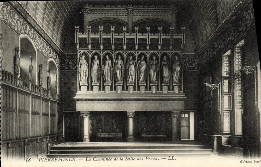 Pierrefonds — Die Kamin der Salle des Preux — Edition Varlet - Vorderseite