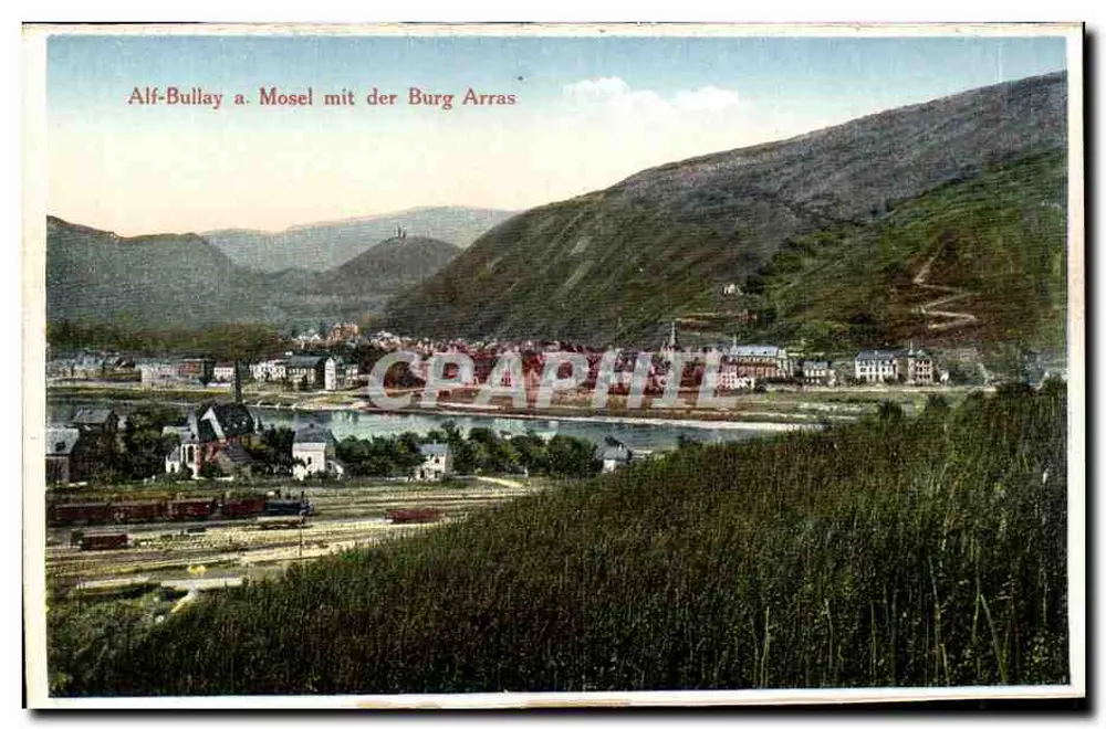 Alf-Bullay a. Mosel mit der Burg Arras — Ansicht des Dorfes und der Burg am Fluss — Verlag nicht sichtbar - Vorderseite