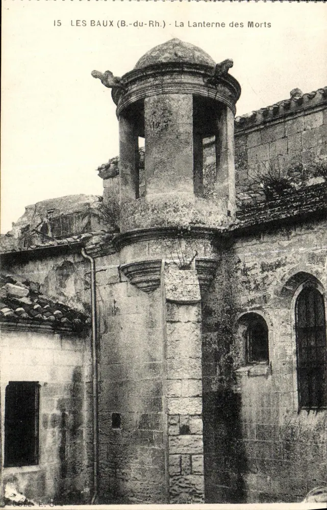 Les Baux (B.-du-Rh.) - A Lanterna dos Mortos — Editor E. Coblé, n°15 - Frente