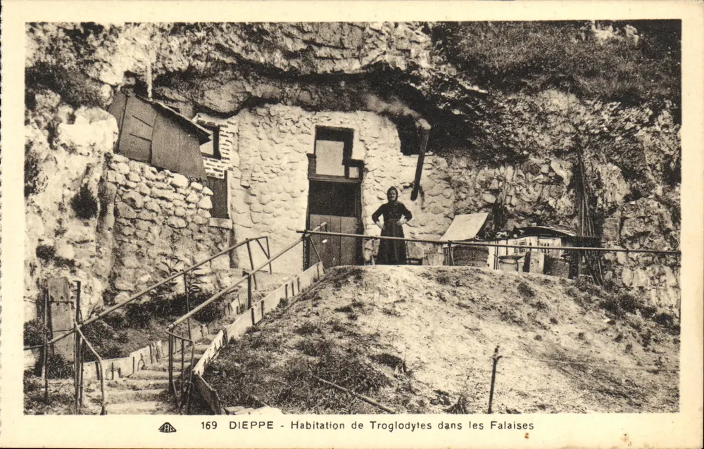 Dieppe - Wohnstätte der Troglodyten in den Klippen — n° 169 - Vorderseite
