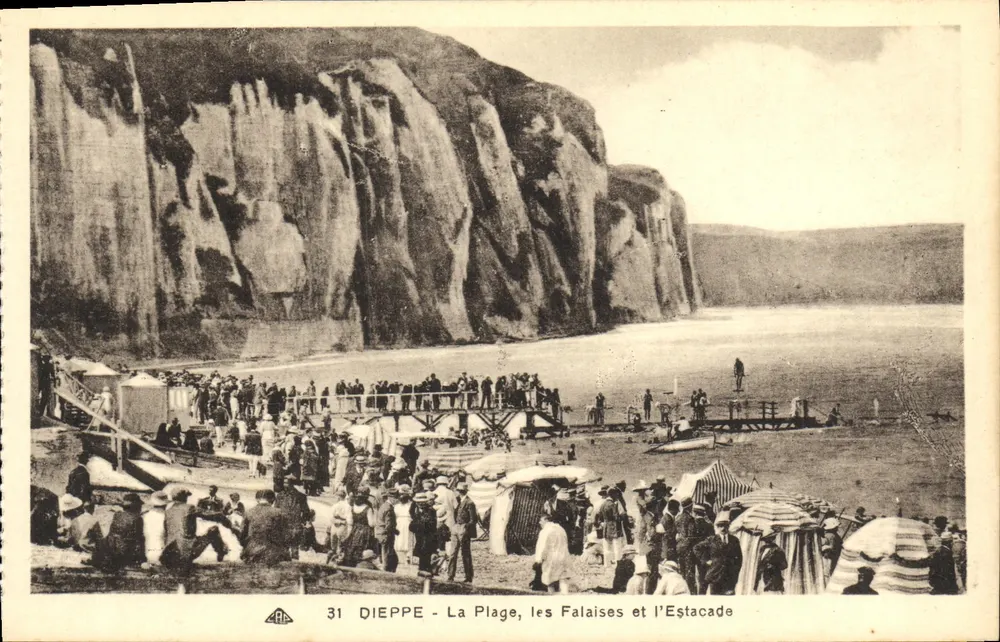 Dieppe — Die Strand, die Klippen und die Mole — Antike Ansichtskarte Nr. 31 - Vorderseite