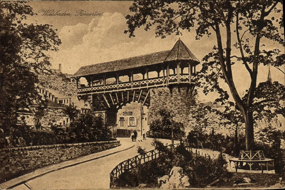 Wiesbaden, Römertor — Porta romana — K.S.M. No. 12 - Frente