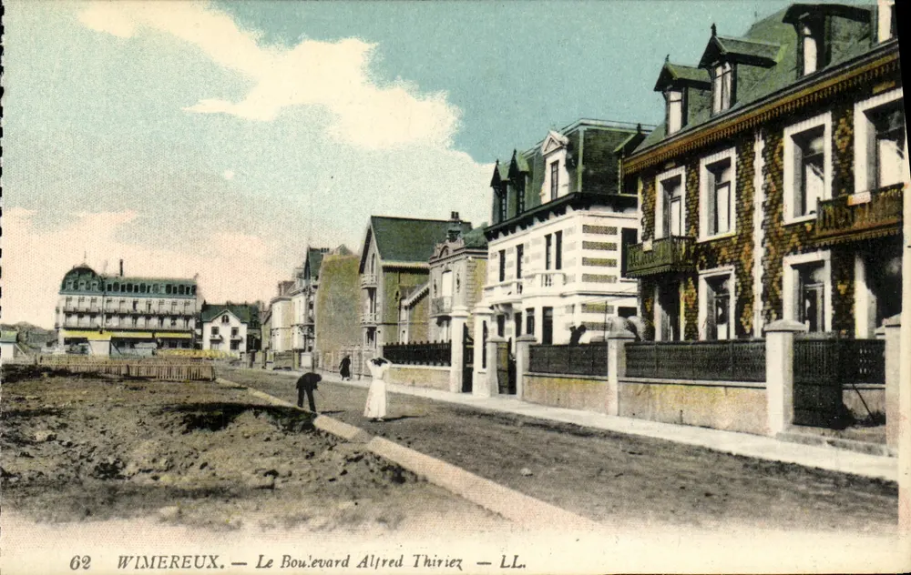 Wimereux — O Boulevard Alfred Thiriez — LL. - Frente