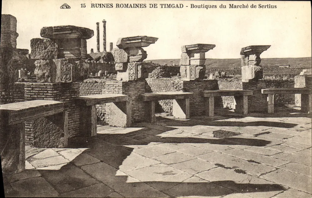 Römische Ruinen von Timgad - Läden des Marktes von Sertius - Vorderseite