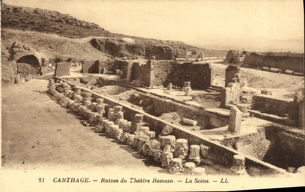 Cartagine — Ruine del Teatro Romano — La Scena — LL - Recto