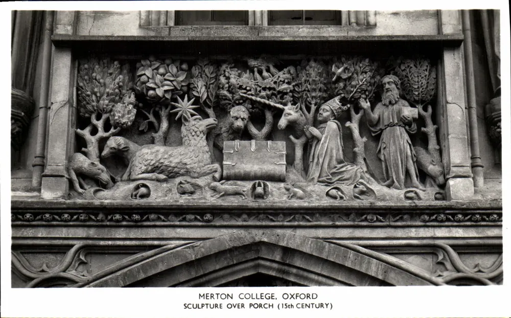 Merton College, Oxford — Skulptur am Portal (15. Jahrhundert) — Thomas-Photos, Headington, Oxford - Vorderseite