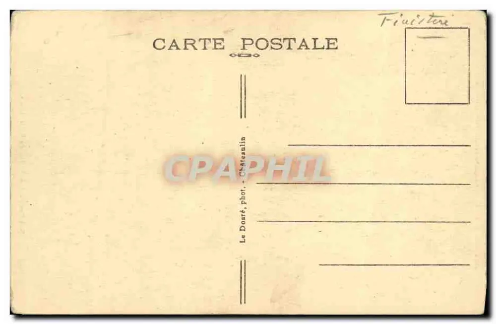 Daoulas — Kapel van Sint Anna (17e eeuw) — Mooie Renaissanceboog van de 17e eeuw - Achterkant
