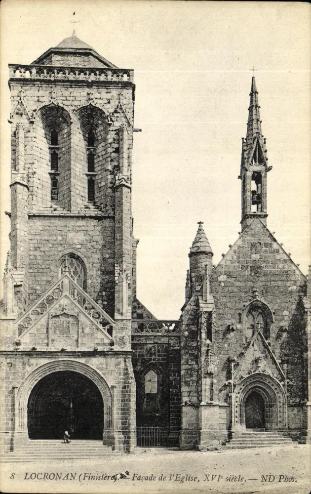 Locronan (Finistère) — Facha da Igreja, século XVI — ND Phos. - Frente