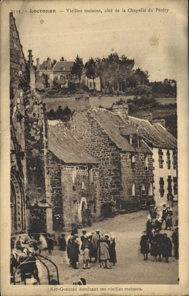 Locronan — Alte Häuser, Seite der Kapelle von Pénity — Le Doaré, Cattanin - Vorderseite