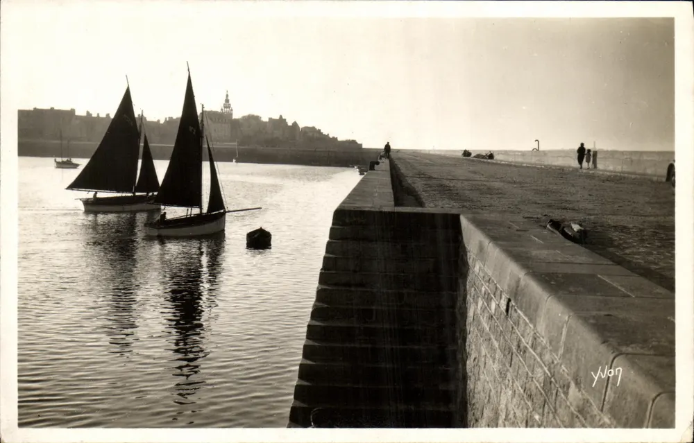 Roscoff (Finistère) — Promenade du Môle — Éditions La Douce France - Vorderseite