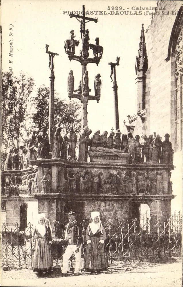 Calvario de Proucastel-Daoulas — fachada sureste — editor St B. Harmonic, n° 5929 - Anverso