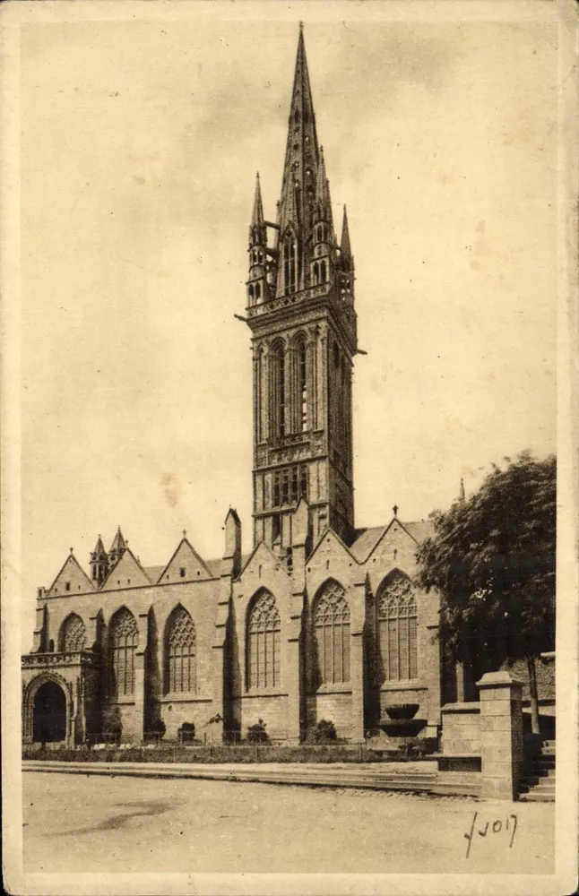 St-POL-de-LÉON (Finistère) — Capela do Creisker e seu campanário (século XV) — Edições d'Art Yves, Paris - Frente