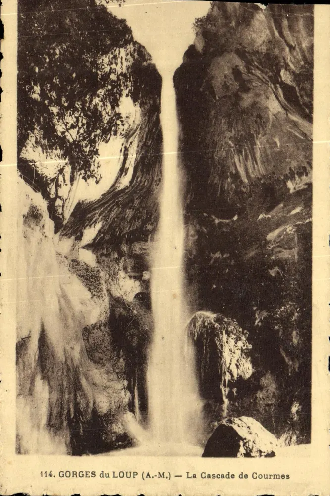 Gorges do Lobo — A Cachoeira de Courmes — Munier, Nice - Frente