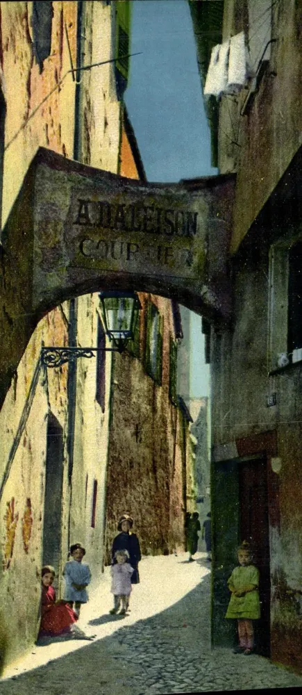 Adaleison Courte — przejście z łukiem kamiennym z dziećmi — wydawca Rostan & Marceau, Nice - Awers