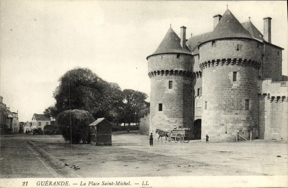 Guérande — A Piazza Saint-Michel — LL - Frente